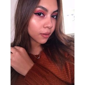 Meet your Posher, Daniela